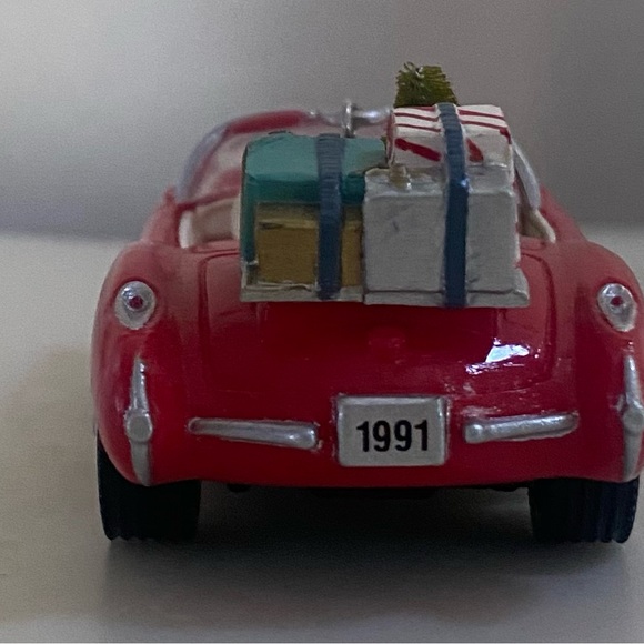 Hallmark Keepsake Ornament 1957 Corvette - Picture 4 of 5